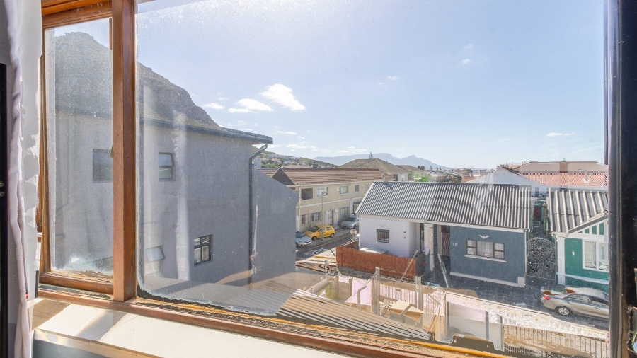 2 Bedroom Property for Sale in Muizenberg Western Cape